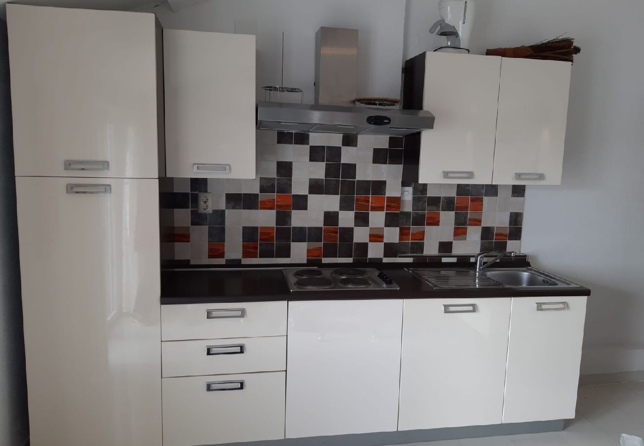 Apartament w Seget Vranjica - Apartament w Seget Vranjica z Widok na morze, balkon, Klimatyzacja, WIFI (91-2)