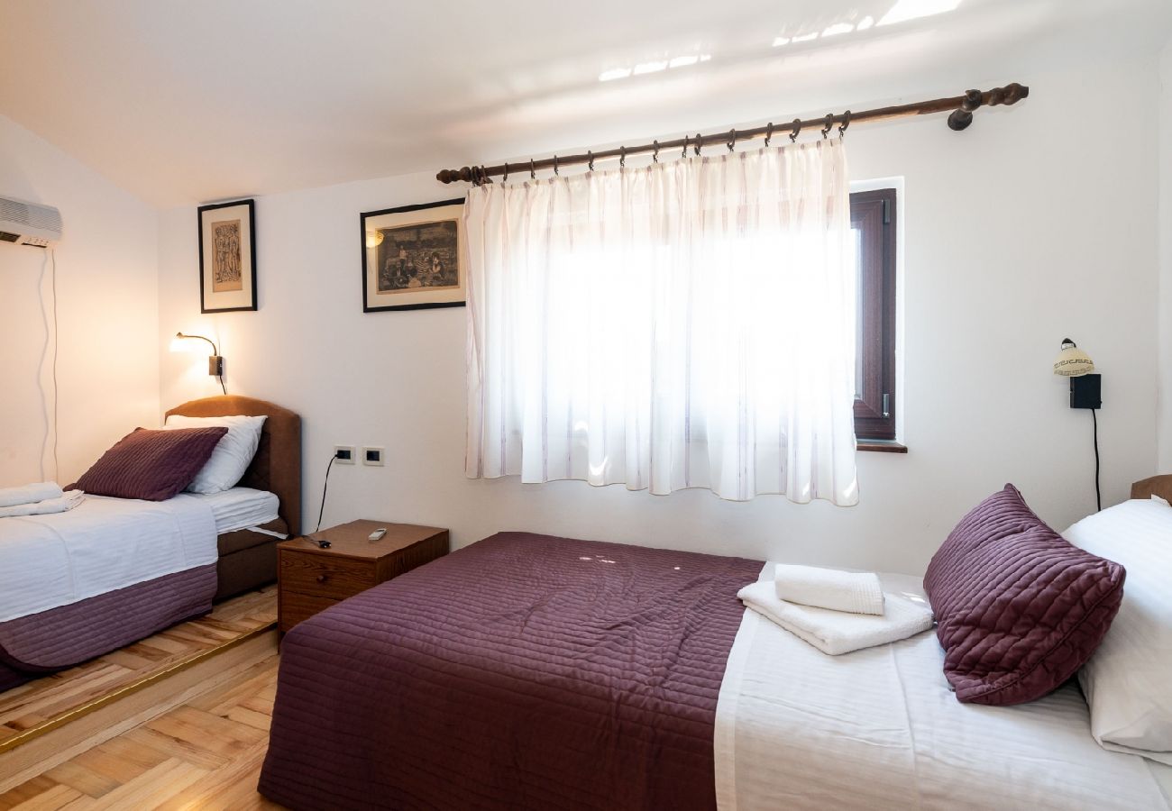 Apartament w Rovinj - Apartament w Rovinj z Widok na morze, taras, Klimatyzacja, WIFI (96-5)