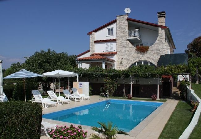 Apartament w Medulin - Apartament w Medulin z Widok na morze, balkon, Klimatyzacja, WIFI (5216-1) Apartament w Medulin - Apartament w Medulin z Widok na morze, balkon, Klimatyzacja, WIFI (5216-1)