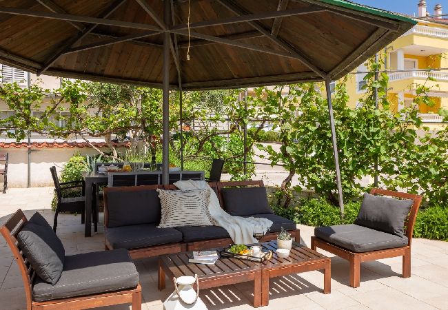 Apartament w Vodice - Apartament w Vodice z Widok na morze, taras, Klimatyzacja, WIFI (94-5) Apartament w Vodice - Apartament w Vodice z Widok na morze, taras, Klimatyzacja, WIFI (94-5)