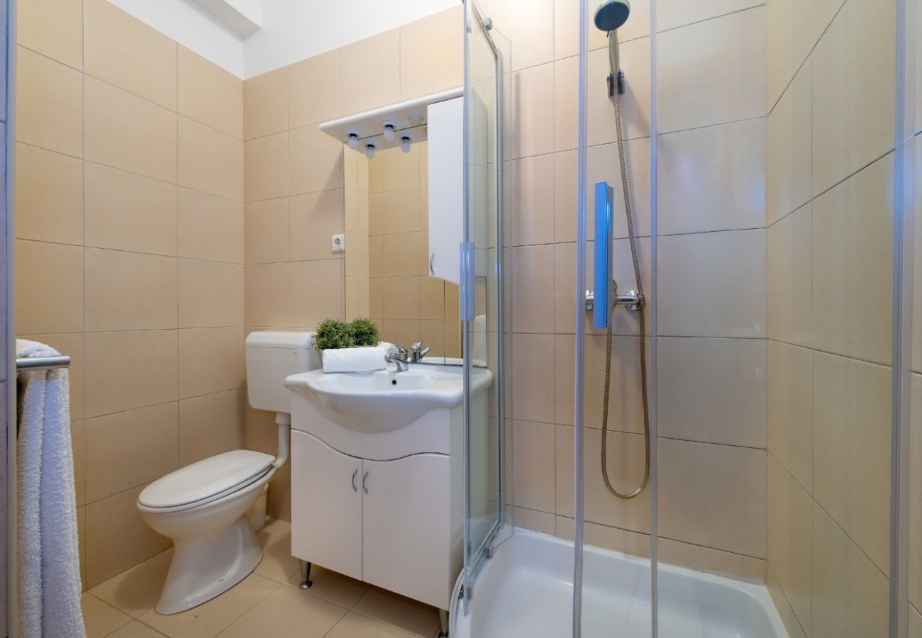 Apartament w Vodice - Apartament w Vodice z Widok na morze, taras, Klimatyzacja, WIFI (94-9)