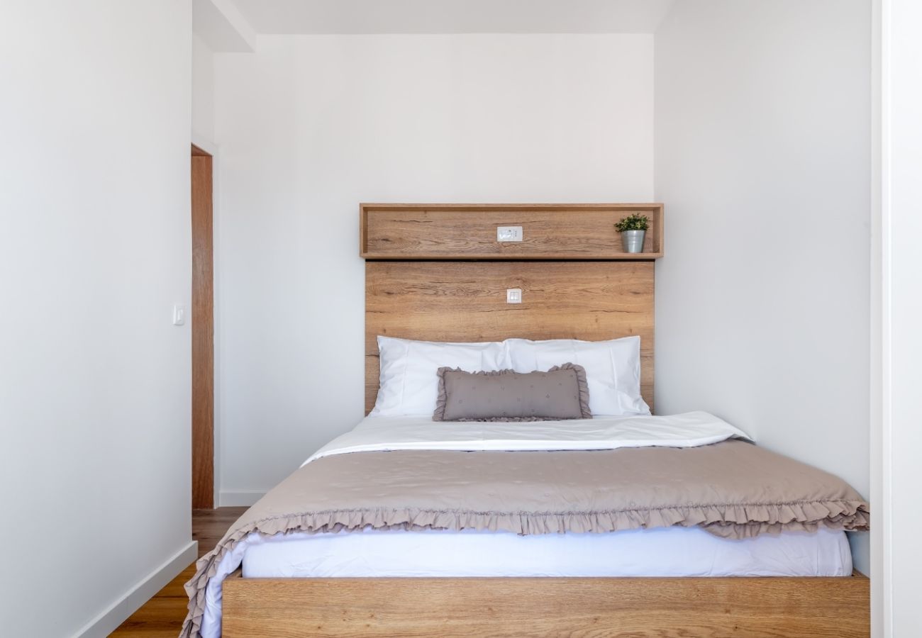 Apartament w Vodice - Apartament w Vodice z Widok na morze, taras, Klimatyzacja, WIFI (94-9)
