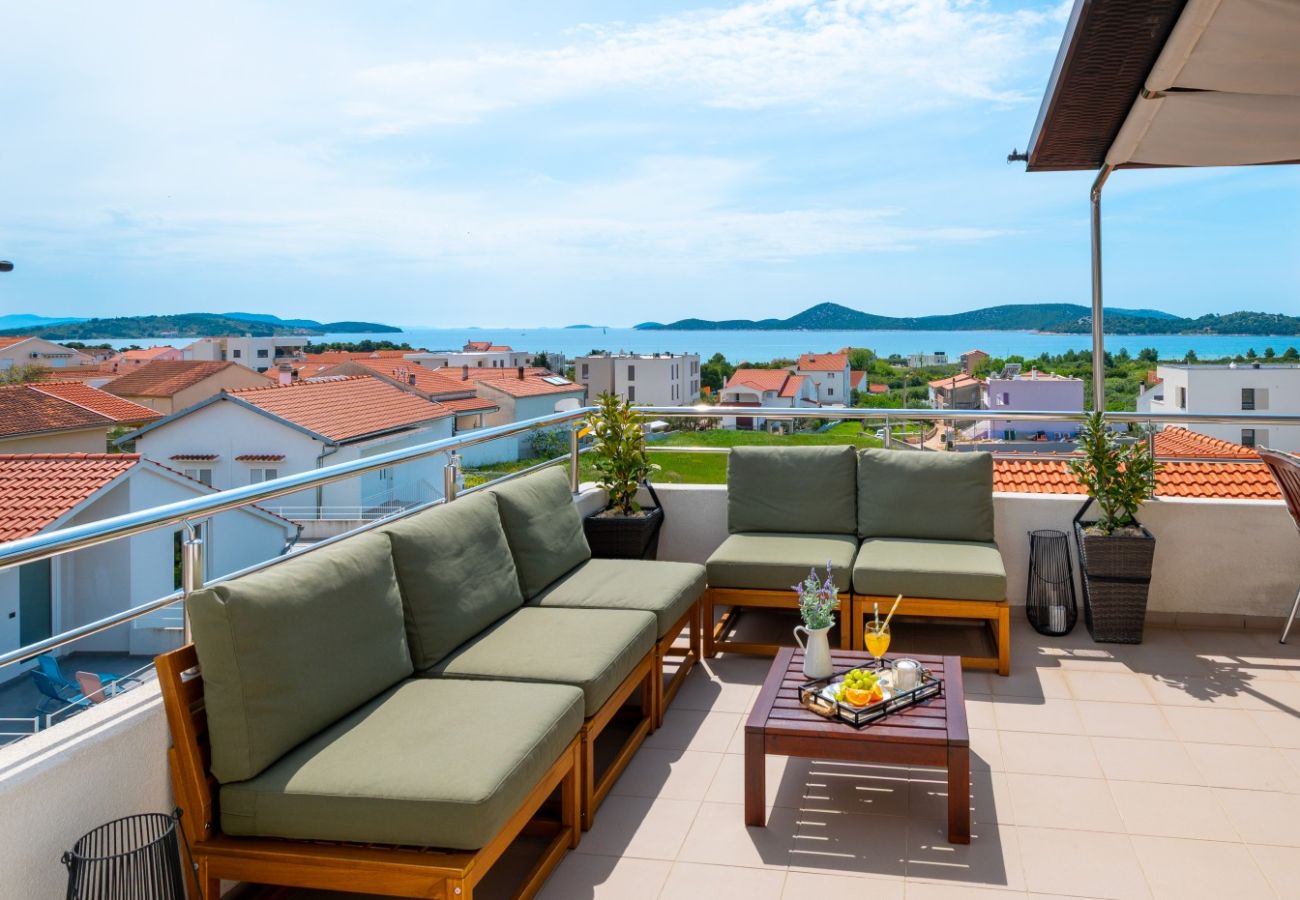 Apartament w Vodice - Apartament w Vodice z Widok na morze, taras, Klimatyzacja, WIFI (94-9)