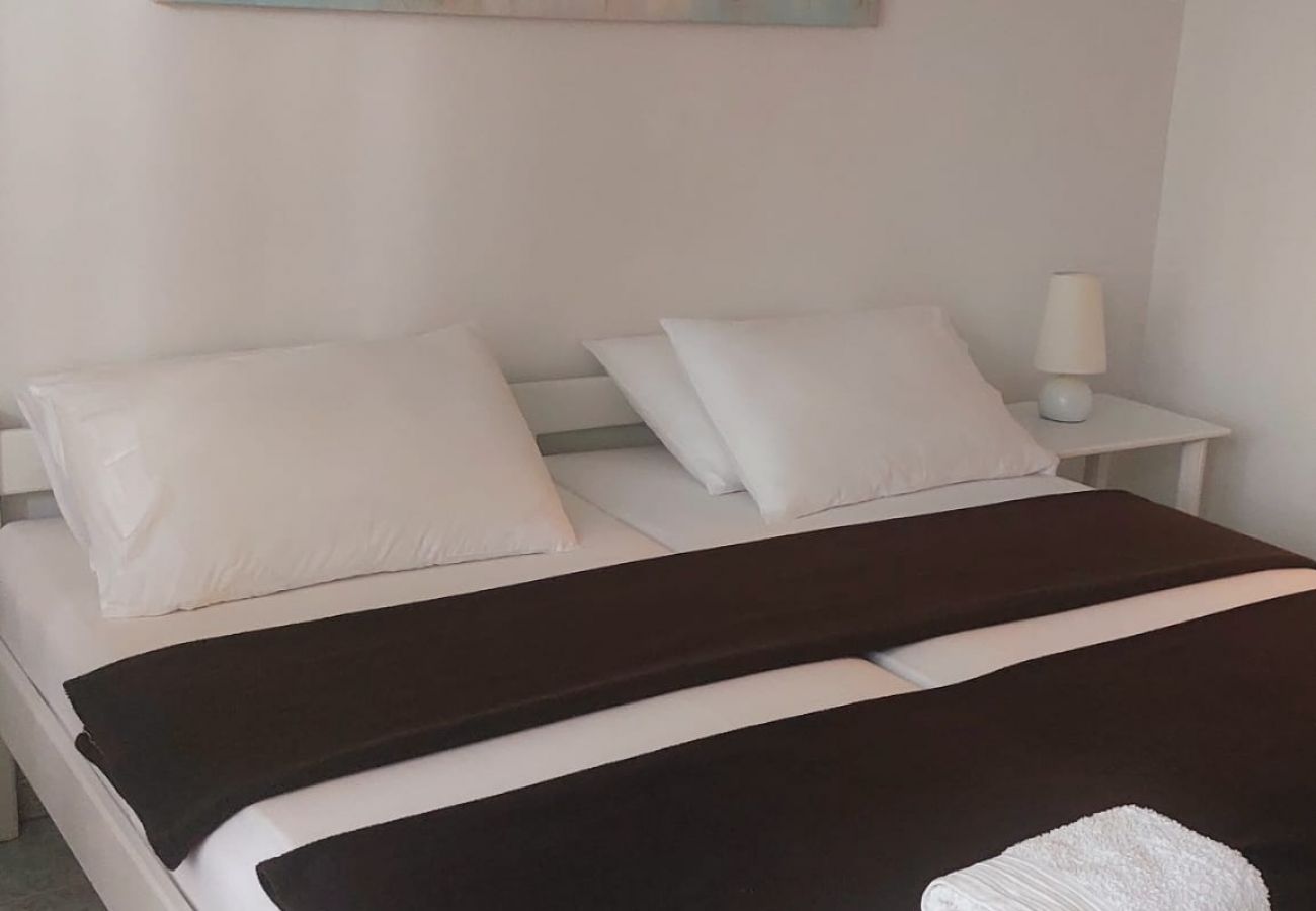 Apartament w Duce - Apartament w Duće z Loggia, Klimatyzacja, WIFI, Zmywarka (122-5)