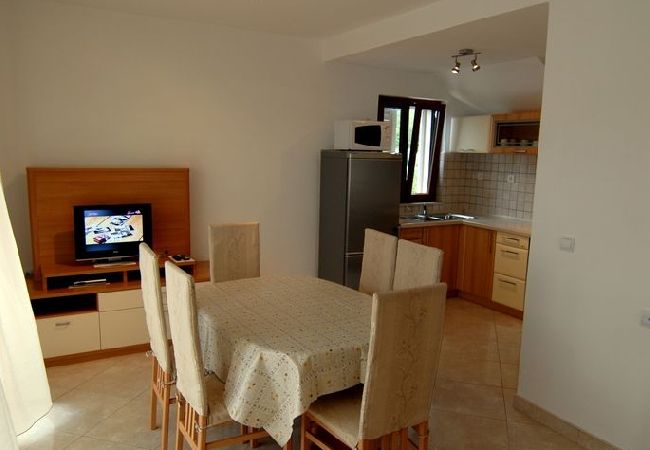 Apartament w Lumbarda - Apartament w Lumbarda z Widok na morze, taras, Klimatyzacja, WIFI (128-1) Apartament w Lumbarda - Apartament w Lumbarda z Widok na morze, taras, Klimatyzacja, WIFI (128-1)