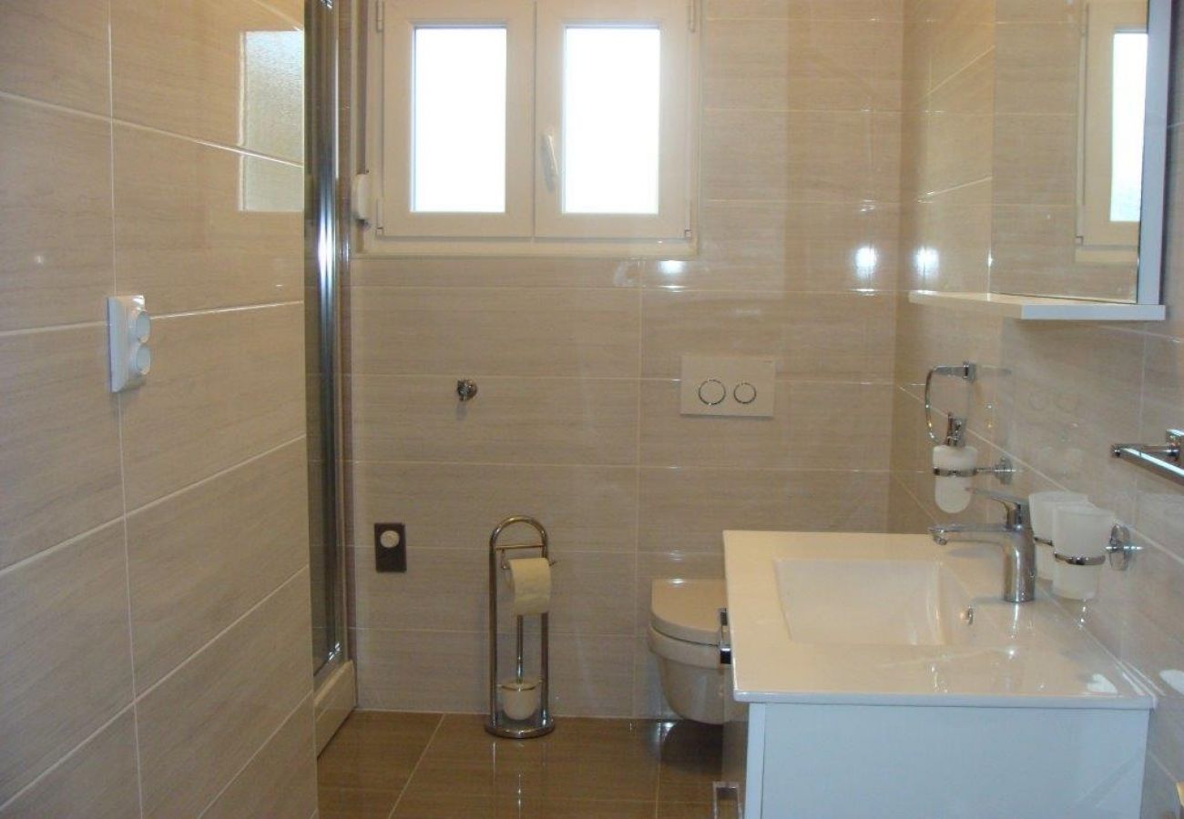 Apartament w Sukošan - Apartament w Sukošan z taras, Klimatyzacja, WIFI (131-4)