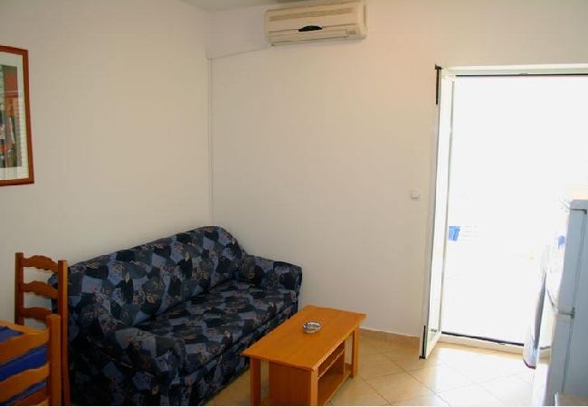 Apartament w Stara Novalja - Apartament w Stara Novalja z Widok na morze, Loggia, Klimatyzacja, WIFI (133-1) Apartament w Stara Novalja - Apartament w Stara Novalja z Widok na morze, Loggia, Klimatyzacja, WIFI (133-1)