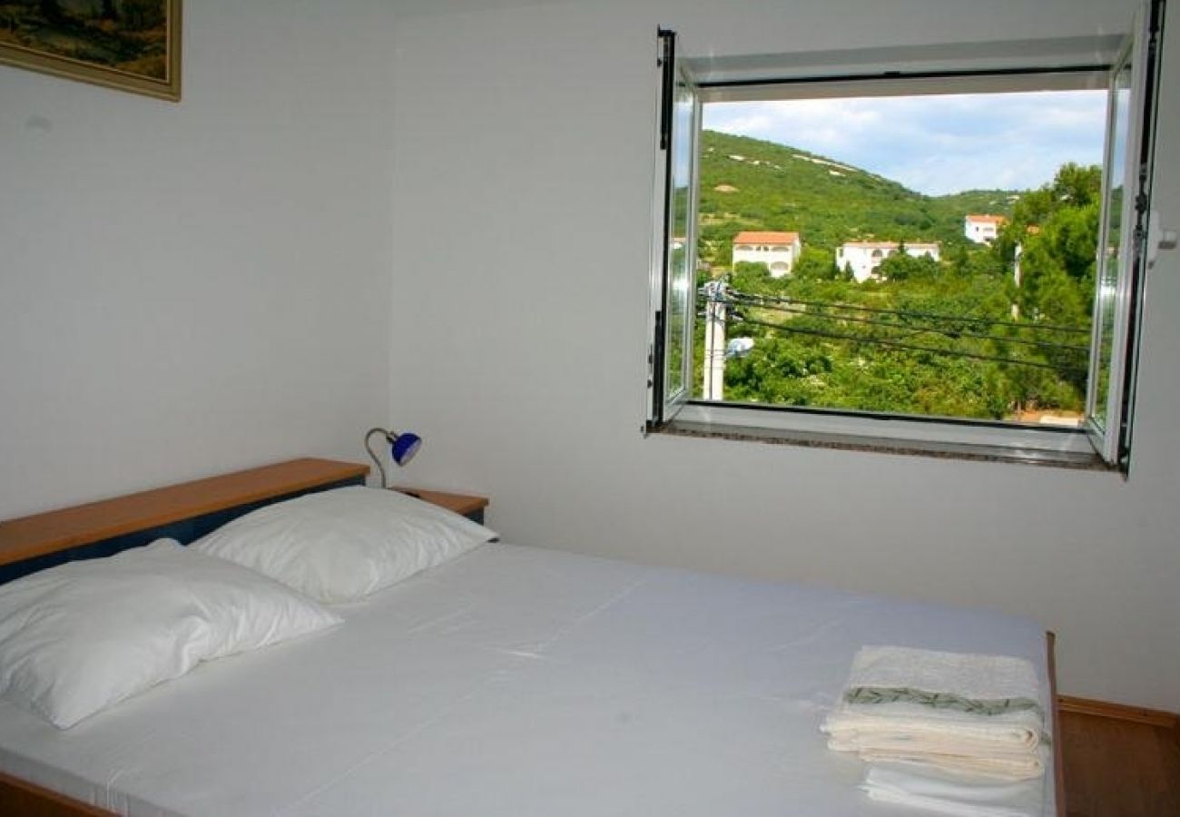 Apartament w Stara Novalja - Apartament w Stara Novalja z Widok na morze, taras, Klimatyzacja, WIFI (133-2)