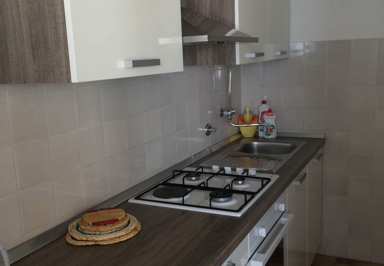 Apartament w Podgora - Apartament w Podgora z Widok na morze, taras, Klimatyzacja, WIFI (134-3)