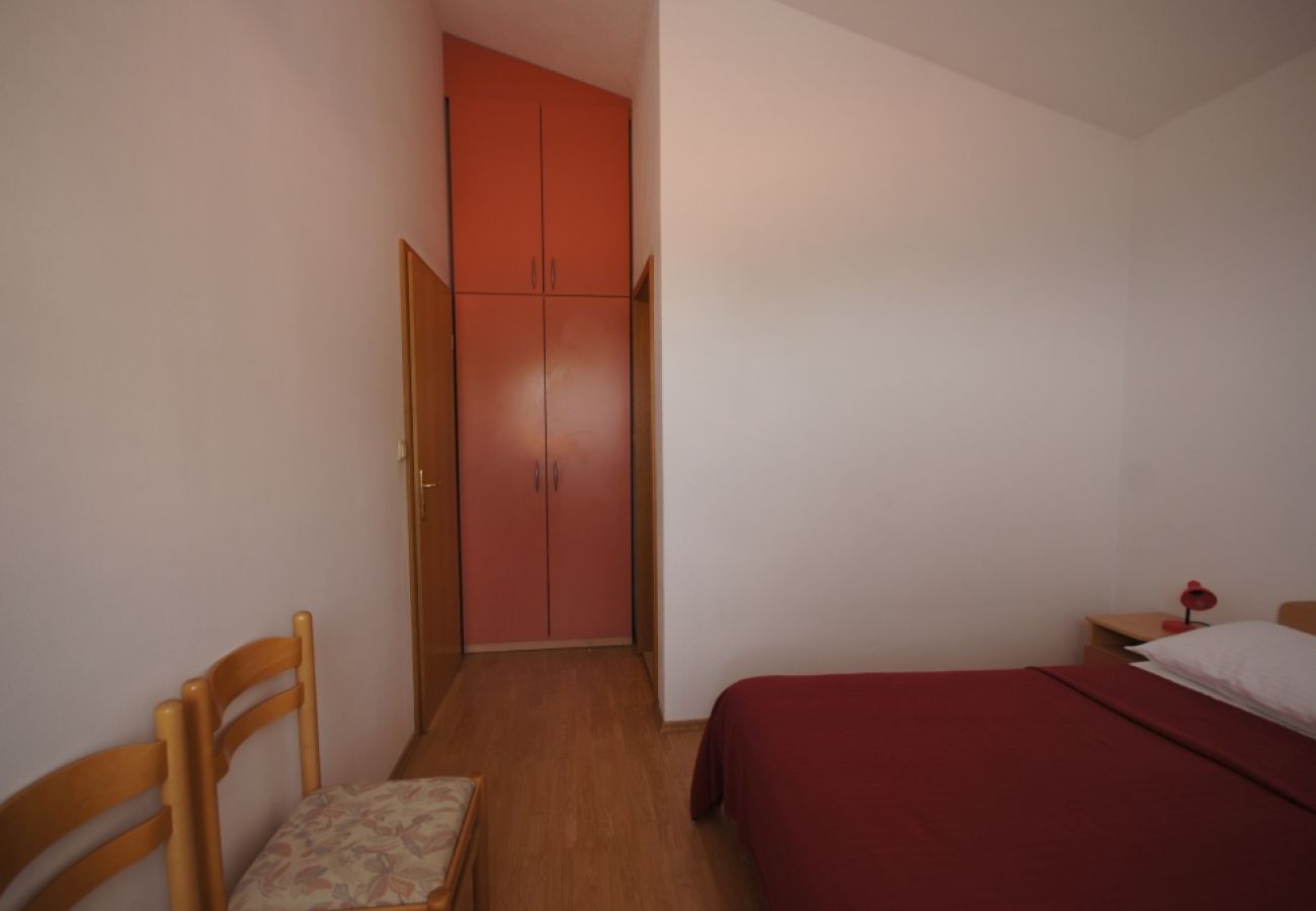 Apartament w Brela - Apartament w Brela z Widok na morze, taras, Klimatyzacja, WIFI (75-7)