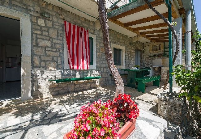 Apartament w Murvica - Apartament w Murvica z Widok na morze, taras, Klimatyzacja, WIFI (146-3) Apartament w Murvica - Apartament w Murvica z Widok na morze, taras, Klimatyzacja, WIFI (146-3)