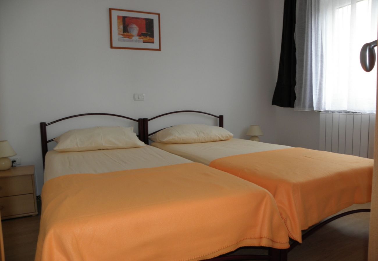 Apartament w Zambratija - Apartament w Zambratija z Widok na morze, balkon, Klimatyzacja, WIFI (158-1)