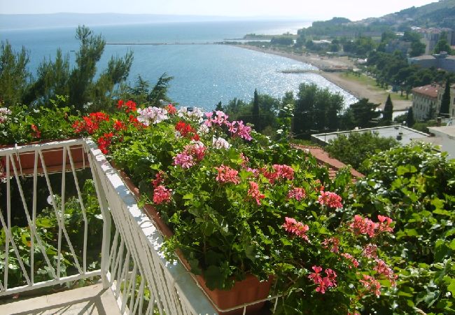 Apartament w Omiš - Apartament w Omiš z Widok na morze, balkon, Klimatyzacja, WIFI (161-1) Apartament w Omiš - Apartament w Omiš z Widok na morze, balkon, Klimatyzacja, WIFI (161-1)
