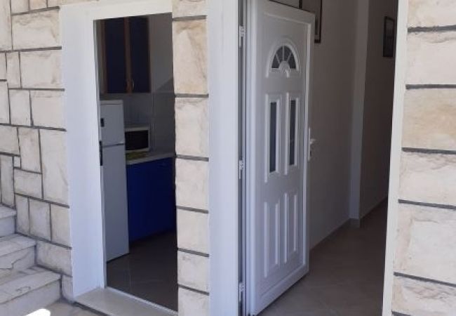 Apartament w Omiš - Apartament w Omiš z Widok na morze, balkon, Klimatyzacja, WIFI (161-3) Apartament w Omiš - Apartament w Omiš z Widok na morze, balkon, Klimatyzacja, WIFI (161-3)