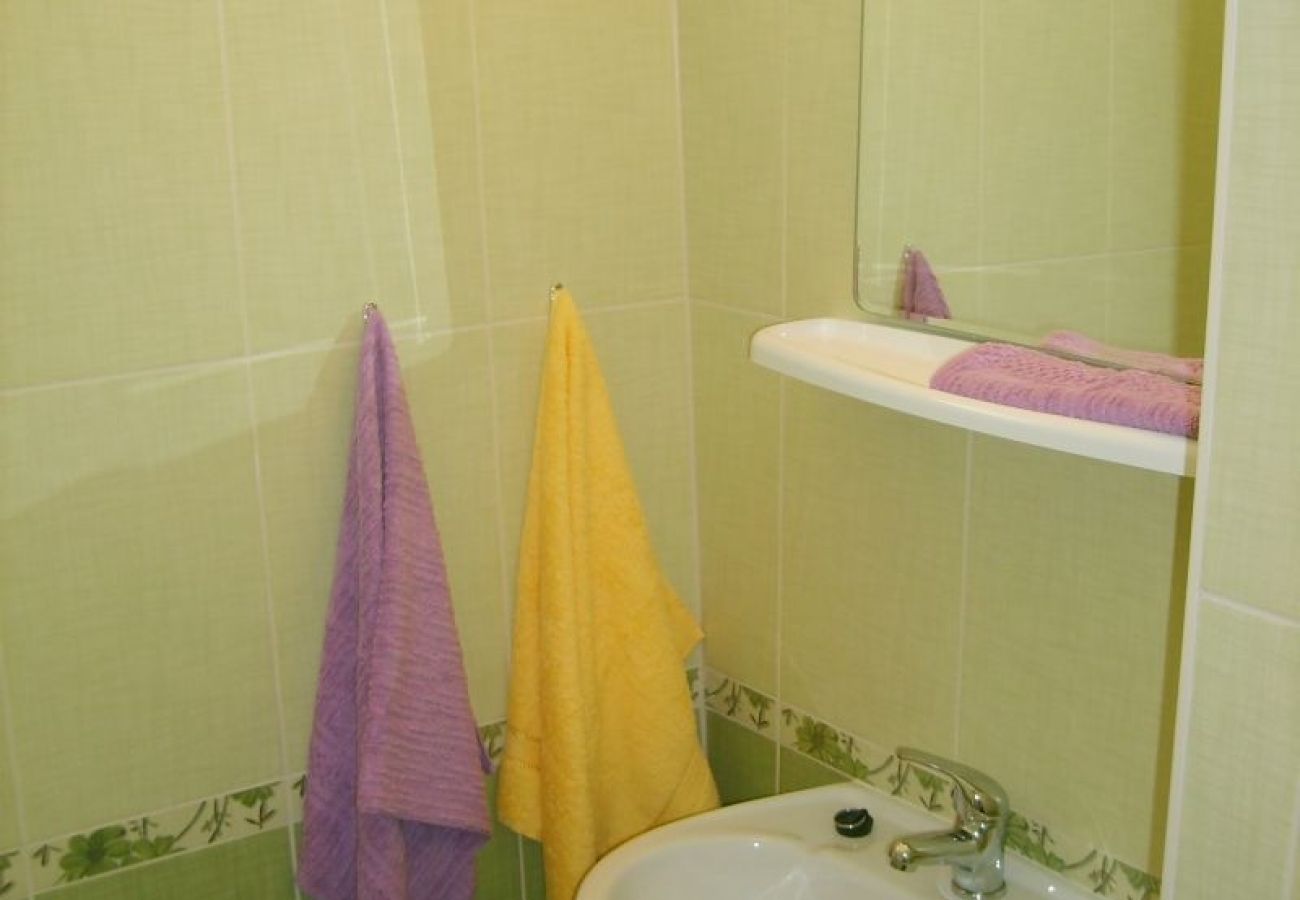 Apartament w Omiš - Apartament w Omiš z Widok na morze, balkon, Klimatyzacja, WIFI (161-4)