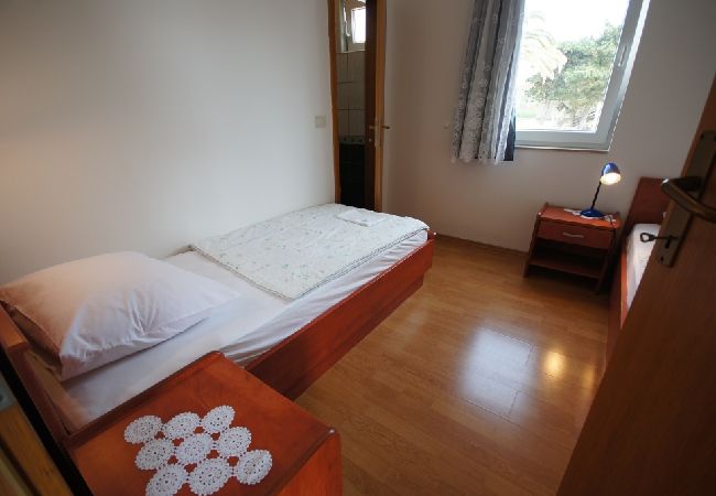 Apartament w Stara Novalja - Apartament w Stara Novalja z Widok na morze, Loggia, Klimatyzacja, WIFI (183-1) Apartament w Stara Novalja - Apartament w Stara Novalja z Widok na morze, Loggia, Klimatyzacja, WIFI (183-1)
