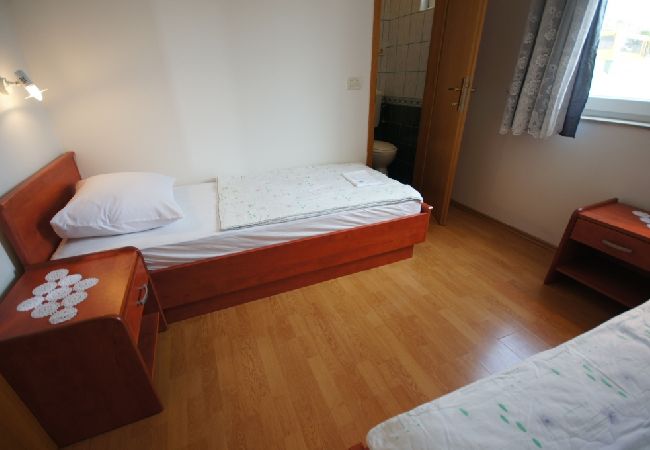 Apartament w Stara Novalja - Apartament w Stara Novalja z Widok na morze, Loggia, Klimatyzacja, WIFI (183-1) Apartament w Stara Novalja - Apartament w Stara Novalja z Widok na morze, Loggia, Klimatyzacja, WIFI (183-1)