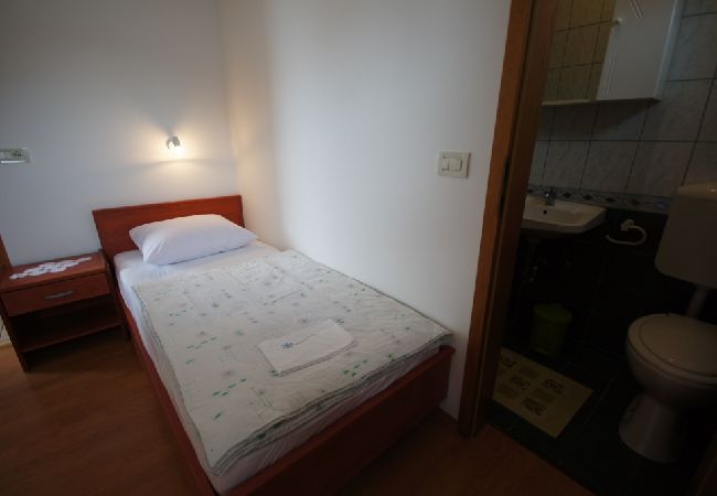 Apartament w Stara Novalja - Apartament w Stara Novalja z Widok na morze, Loggia, Klimatyzacja, WIFI (183-1) Apartament w Stara Novalja - Apartament w Stara Novalja z Widok na morze, Loggia, Klimatyzacja, WIFI (183-1)