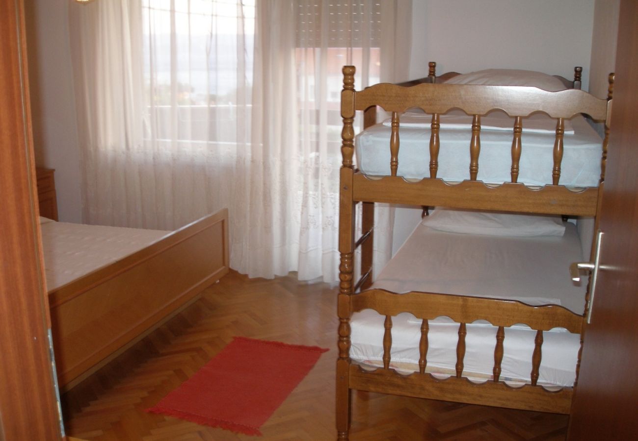 Apartament w Duce - Apartament w Duće z Widok na morze, taras, Klimatyzacja, WIFI (192-2)