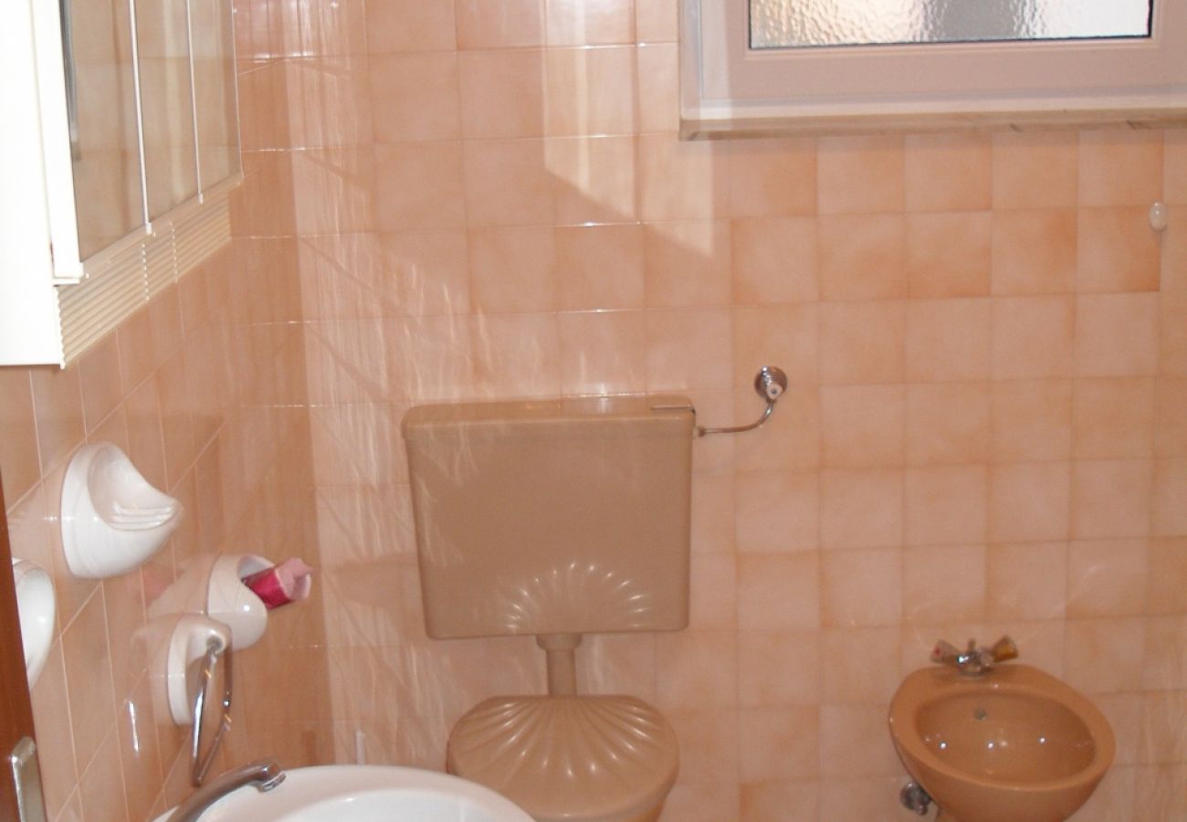 Apartament w Duce - Apartament w Duće z Widok na morze, taras, Klimatyzacja, WIFI (192-2)