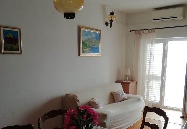 Apartament w Pisak - Apartament w Pisak z Widok na morze, balkon, Klimatyzacja, WIFI (195-1) Apartament w Pisak - Apartament w Pisak z Widok na morze, balkon, Klimatyzacja, WIFI (195-1)