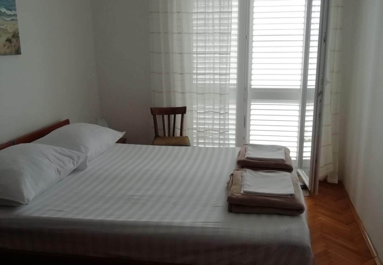 Apartament w Pisak - Apartament w Pisak z Widok na morze, balkon, Klimatyzacja, WIFI (195-1)