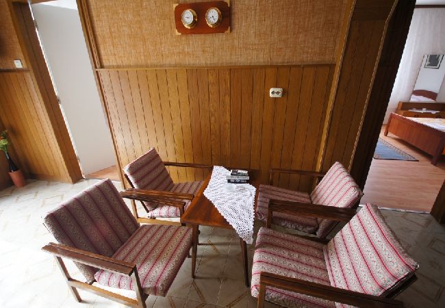 Apartament w Stara Novalja - Apartament w Stara Novalja z Widok na morze, taras, Klimatyzacja, WIFI (183-3) Apartament w Stara Novalja - Apartament w Stara Novalja z Widok na morze, taras, Klimatyzacja, WIFI (183-3)