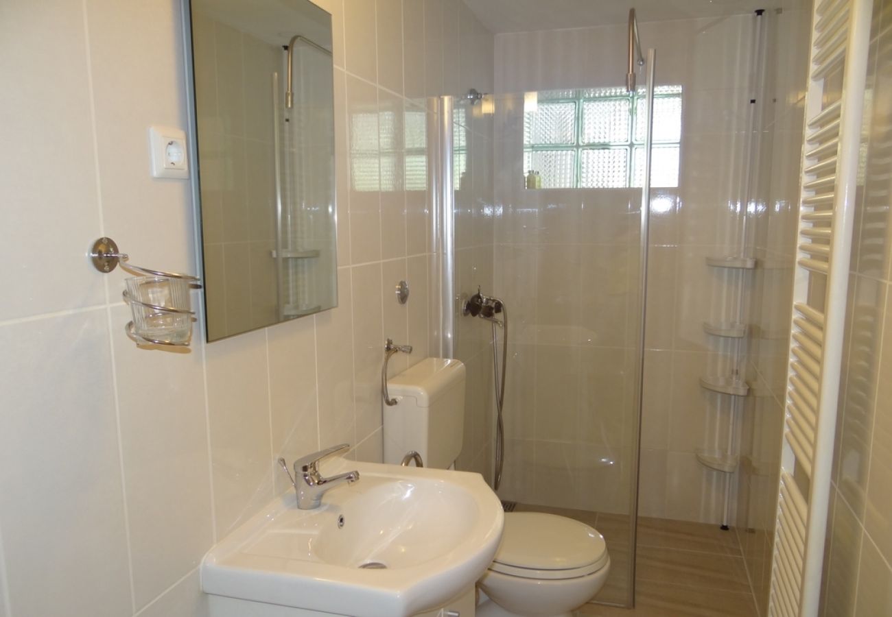 Apartament w Hvar - Apartament w Hvar z Widok na morze, taras, Klimatyzacja, WIFI (199-2)