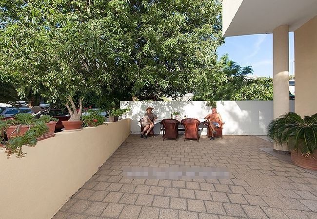 Studio w Tucepi - Apartament Studio w Tučepi z Klimatyzacja, WIFI, Pralka (202-1) Studio w Tucepi - Apartament Studio w Tučepi z Klimatyzacja, WIFI, Pralka (202-1)