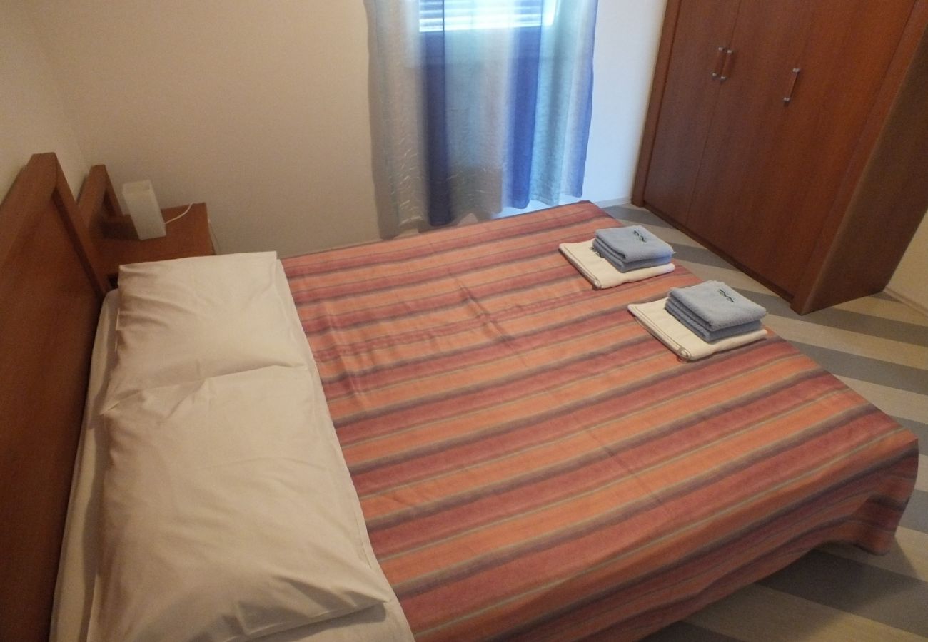 Apartament w Umag - Apartament w Umag z Widok na morze, balkon, Klimatyzacja, WIFI (235-1)