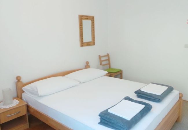 Apartament w Duce - Apartament w Duće z Widok na morze, balkon, Klimatyzacja, WIFI (237-1) Apartament w Duce - Apartament w Duće z Widok na morze, balkon, Klimatyzacja, WIFI (237-1)