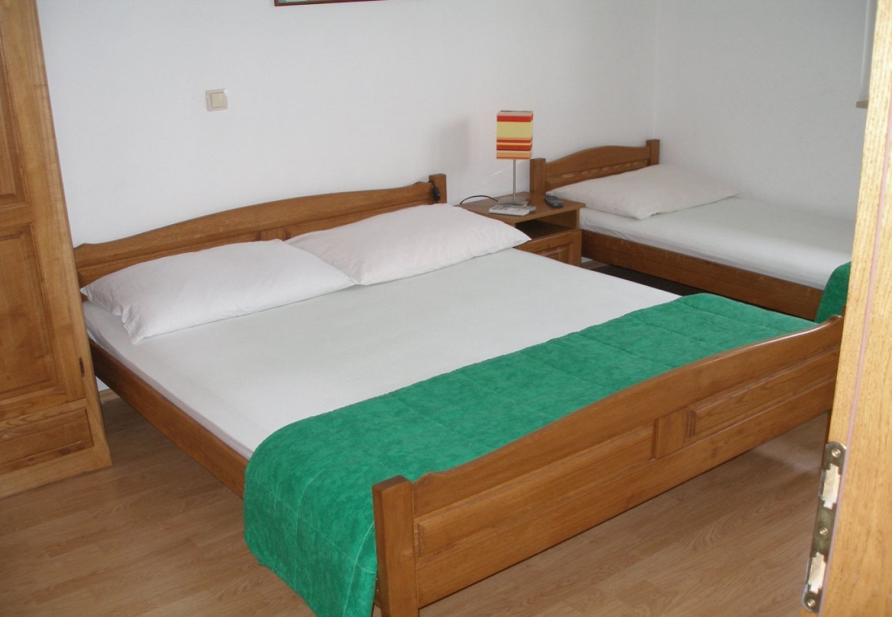 Apartament w Duce - Apartament w Duće z Widok na morze, balkon, Klimatyzacja (239-2)