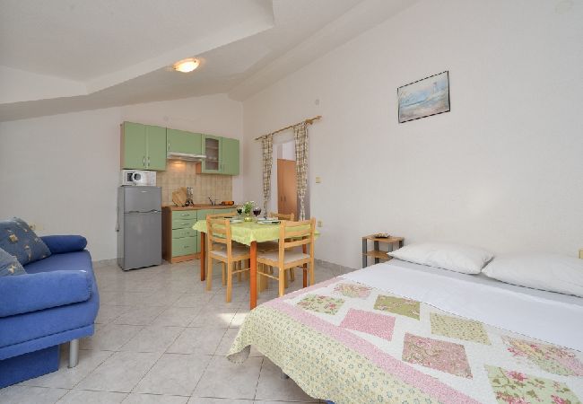 Apartament w Drage - Apartament w Drage z Widok na morze, balkon, Klimatyzacja, WIFI (566-2) Apartament w Drage - Apartament w Drage z Widok na morze, balkon, Klimatyzacja, WIFI (566-2)