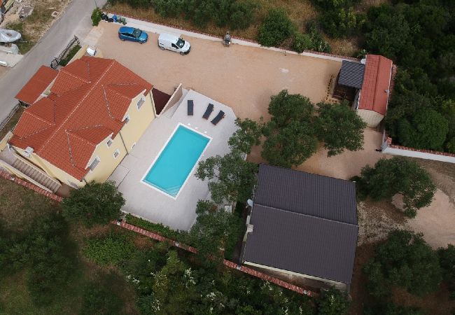 Apartament w Drage - Apartament w Drage z Widok na morze, balkon, Klimatyzacja, WIFI (566-2) Apartament w Drage - Apartament w Drage z Widok na morze, balkon, Klimatyzacja, WIFI (566-2)