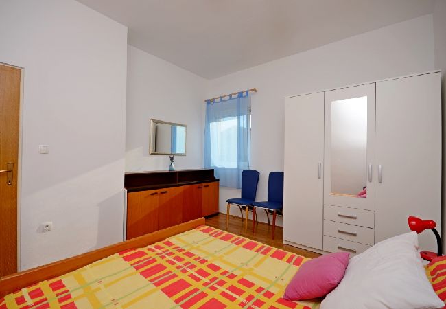 Apartament w Kaštel Sucurac - Apartament w Kaštel Sućurac z Widok na morze, balkon, Klimatyzacja, WIFI (570-1) Apartament w Kaštel Sucurac - Apartament w Kaštel Sućurac z Widok na morze, balkon, Klimatyzacja, WIFI (570-1)