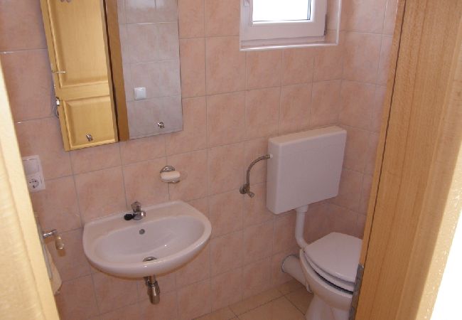 Apartament w Duce - Apartament w Duće z Widok na morze, taras, Klimatyzacja, Pralka (595-1) Apartament w Duce - Apartament w Duće z Widok na morze, taras, Klimatyzacja, Pralka (595-1)
