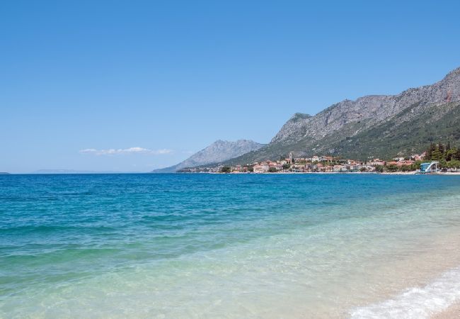 Apartament w Brist - Apartament w Brist z balkon, Klimatyzacja, WIFI (610-4) Apartament w Brist - Apartament w Brist z balkon, Klimatyzacja, WIFI (610-4)