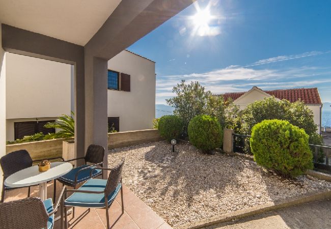 Apartament w Brist - Apartament w Brist z balkon, Klimatyzacja, WIFI (610-6) Apartament w Brist - Apartament w Brist z balkon, Klimatyzacja, WIFI (610-6)