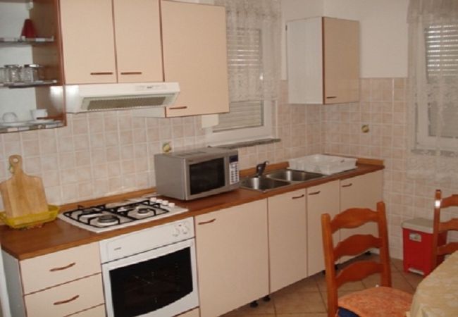 Apartament w Pula - Apartament w Pula z taras, Klimatyzacja, WIFI, Pralka (633-1) Apartament w Pula - Apartament w Pula z taras, Klimatyzacja, WIFI, Pralka (633-1)