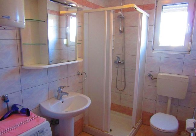 Apartament w Pula - Apartament w Pula z taras, Klimatyzacja, WIFI, Pralka (633-1) Apartament w Pula - Apartament w Pula z taras, Klimatyzacja, WIFI, Pralka (633-1)