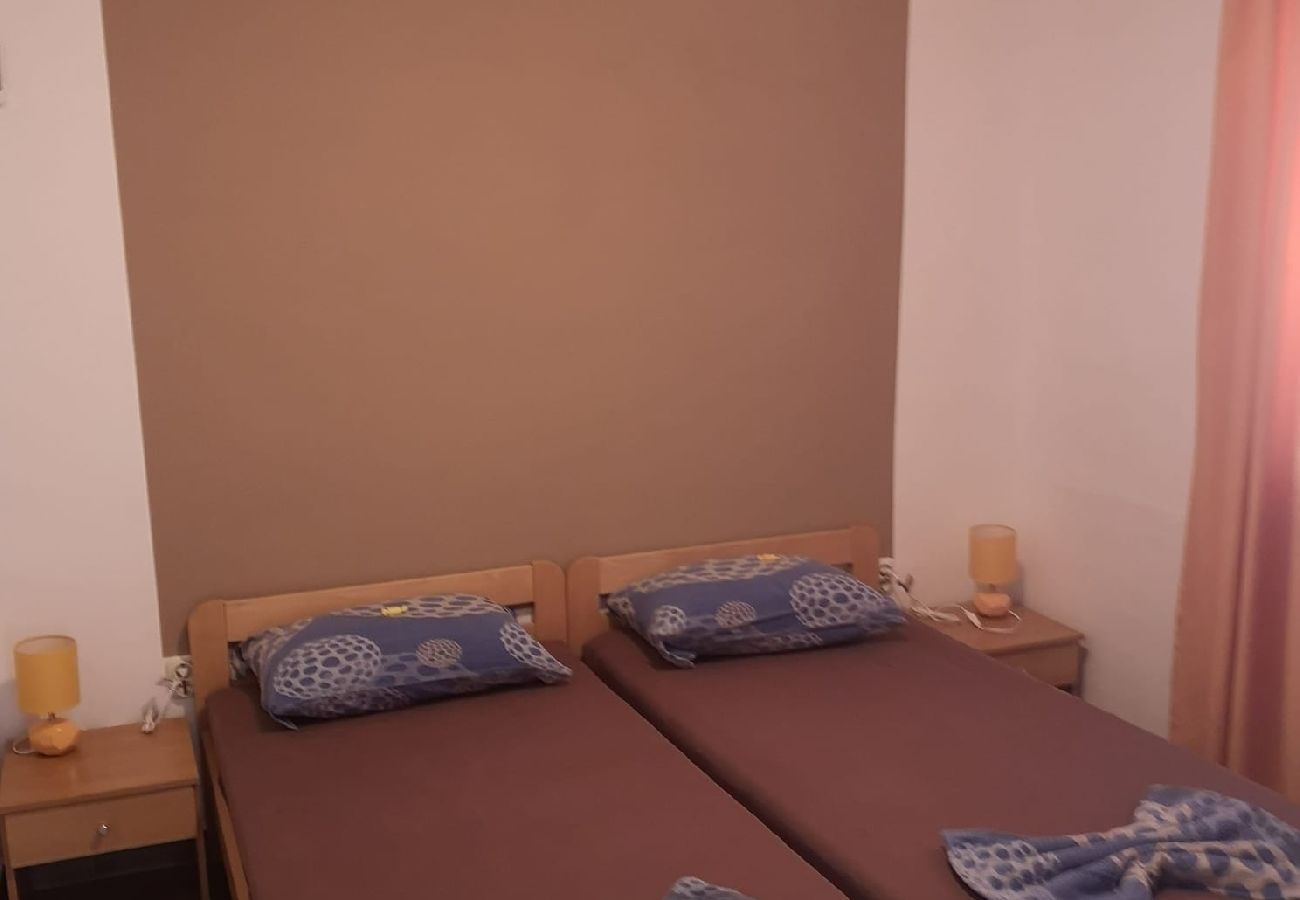 Apartament w Stanici - Ferienwohnung in Stanići mit Meerblick, Balkon, Klimaanlage, W-LAN (634-1)