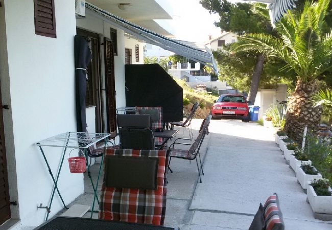 Apartament w Stanici - Ferienwohnung in Stanići mit Meerblick, Balkon, Klimaanlage, W-LAN (634-3) Apartament w Stanici - Ferienwohnung in Stanići mit Meerblick, Balkon, Klimaanlage, W-LAN (634-3)