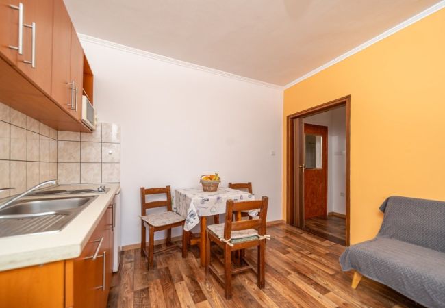 Apartament w Rab - Apartament w Barbat z Widok na morze, balkon, Klimatyzacja (660-1) Apartament w Rab - Apartament w Barbat z Widok na morze, balkon, Klimatyzacja (660-1)
