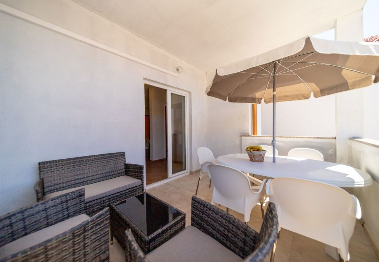 Apartament w Rab - Apartament w Barbat z balkon, Klimatyzacja (660-3) Apartament w Rab - Apartament w Barbat z balkon, Klimatyzacja (660-3)