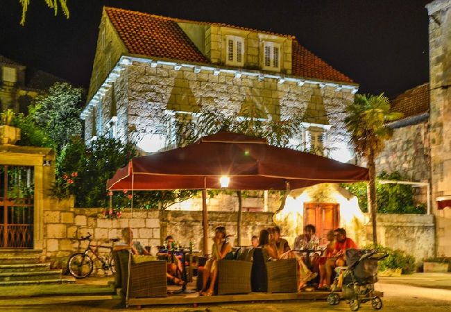 Dom w Viganj - Ferienhaus in Viganj mit Meerblick, Terrasse, W-LAN, Waschmaschine (825-1) Dom w Viganj - Ferienhaus in Viganj mit Meerblick, Terrasse, W-LAN, Waschmaschine (825-1)