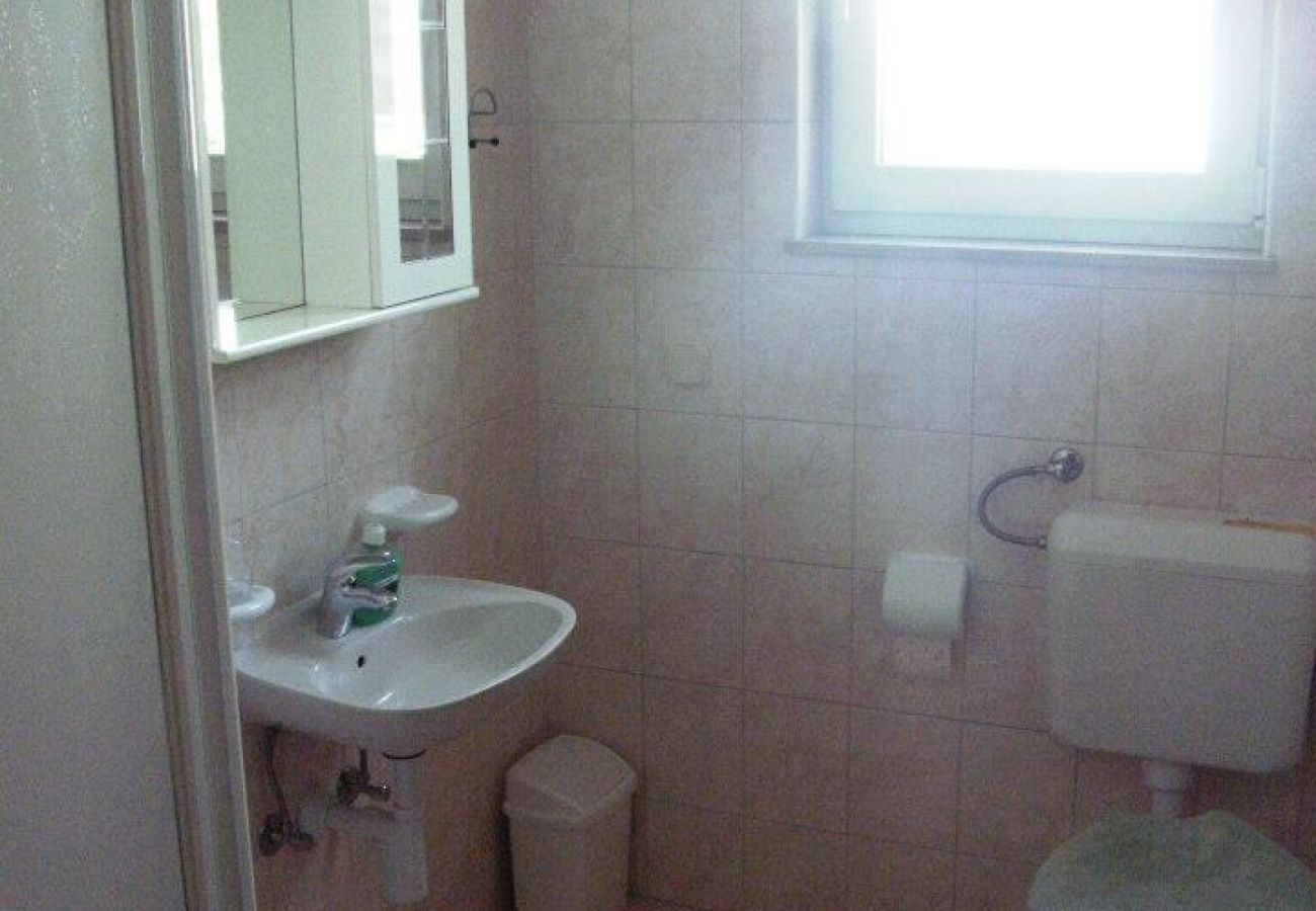 Apartament w Seget Vranjica - Apartament w Seget Vranjica z Widok na morze, balkon, Klimatyzacja, WIFI (608-3)