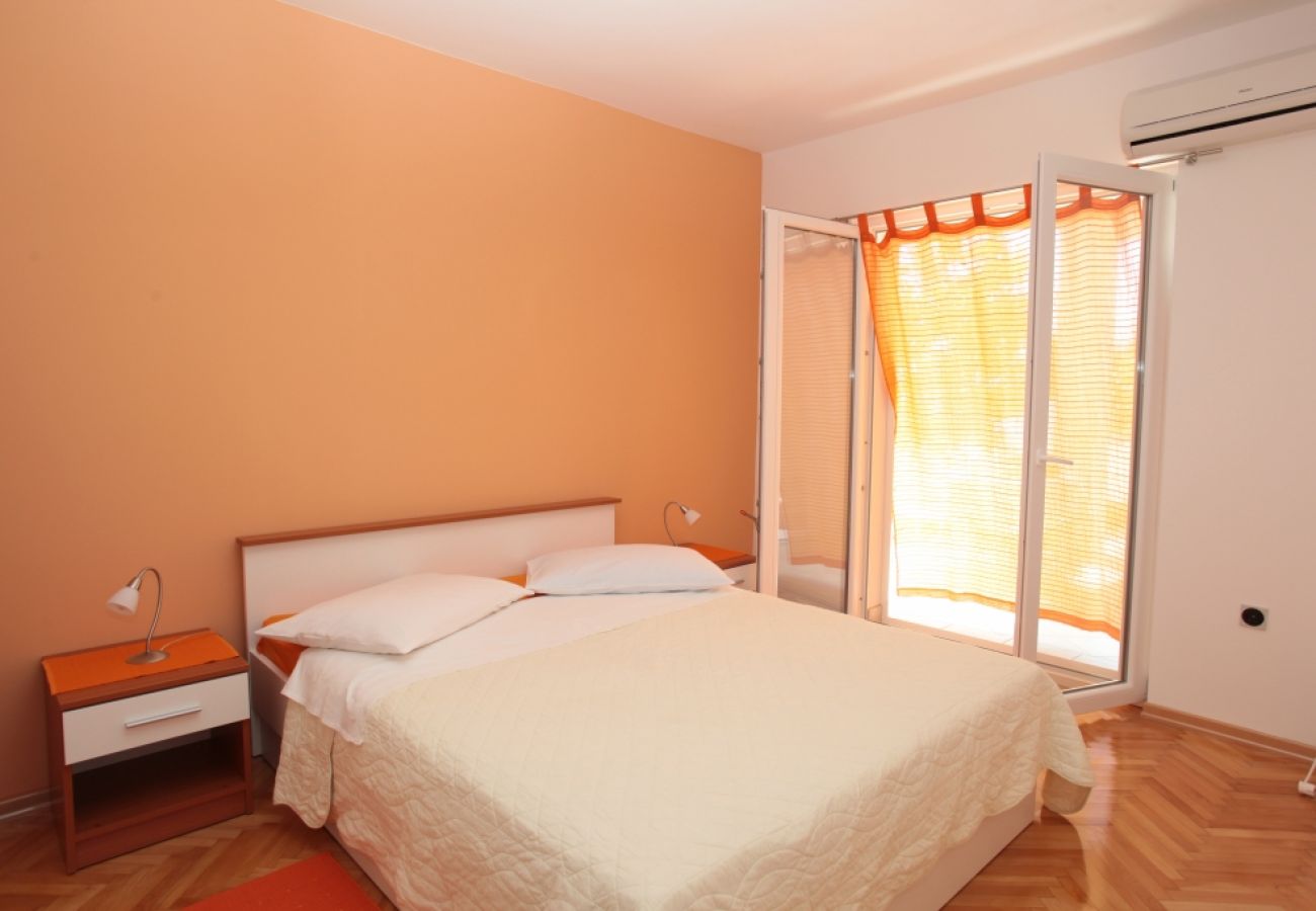 Apartament w Podgora - Apartament w Podgora z Widok na morze, taras, Klimatyzacja, WIFI (849-1)