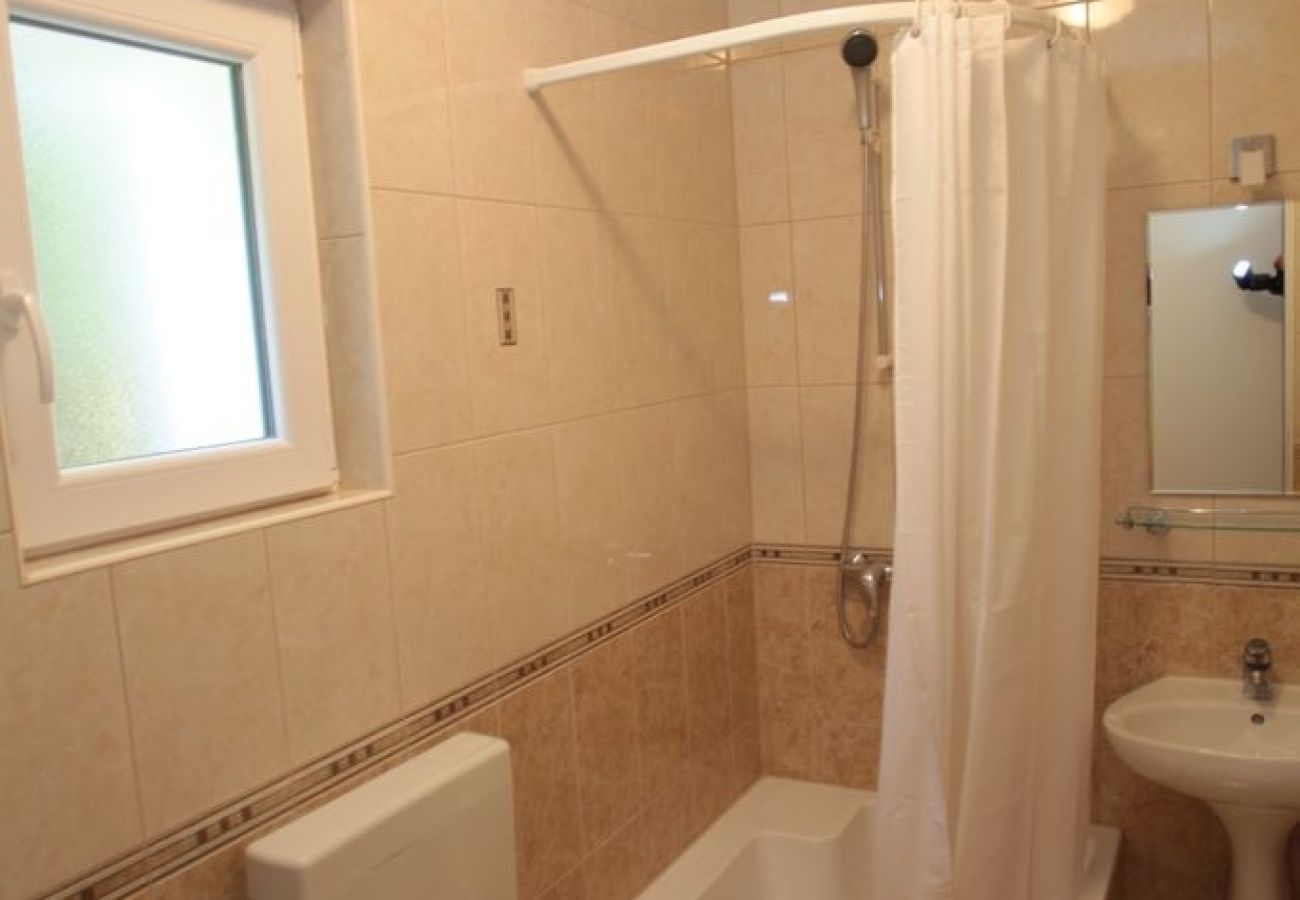 Apartament w Podgora - Apartament w Podgora z Widok na morze, taras, Klimatyzacja, WIFI (849-2)