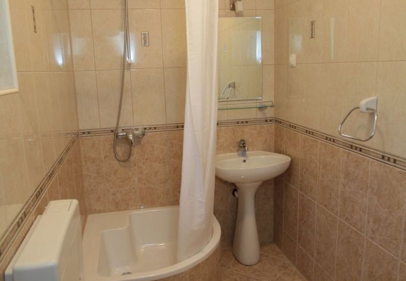 Apartament w Podgora - Apartament w Podgora z Widok na morze, taras, Klimatyzacja, WIFI (849-2)