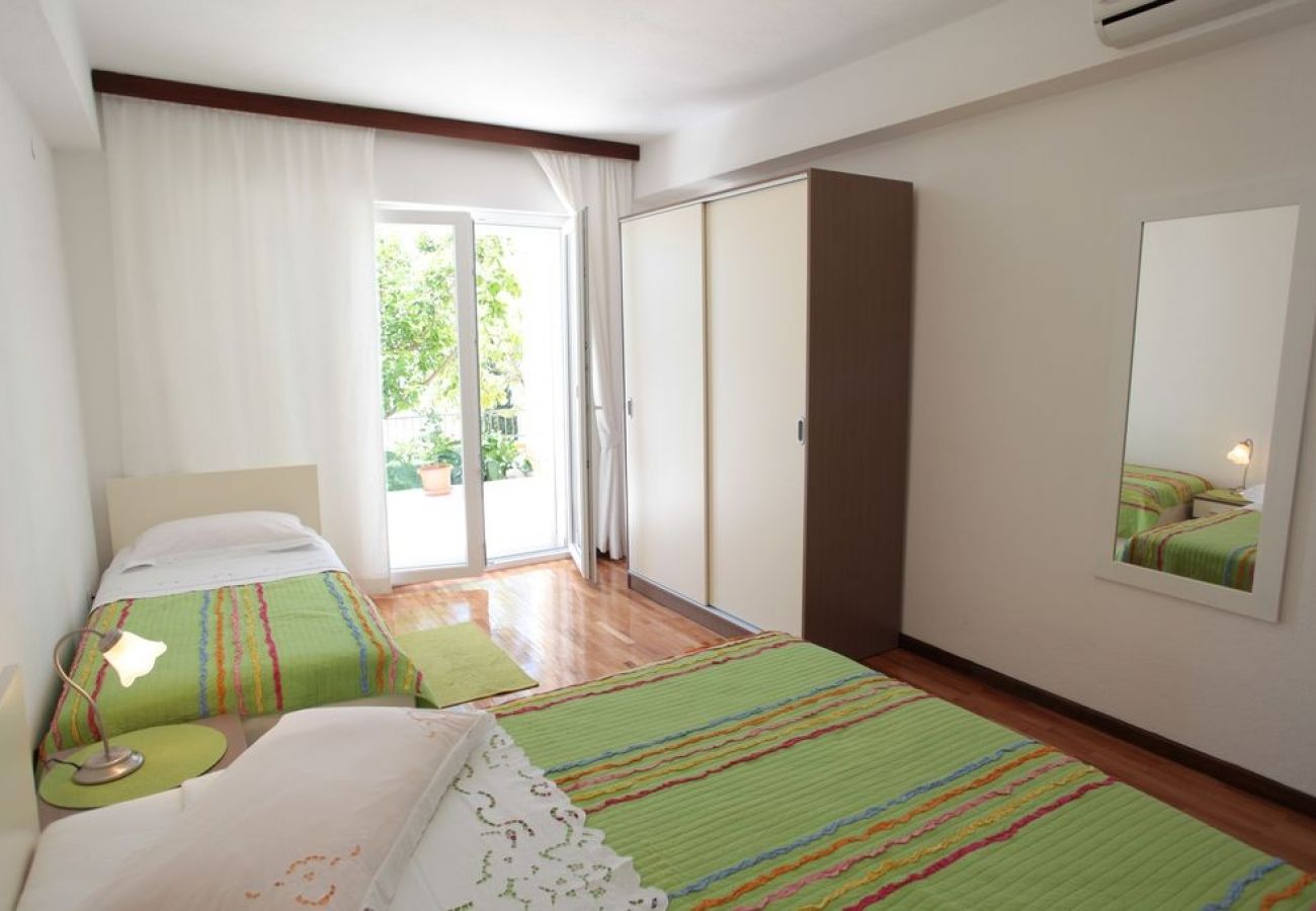 Apartament w Podgora - Apartament w Podgora z Widok na morze, taras, Klimatyzacja, WIFI (849-2)